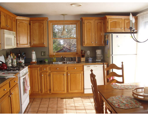 24 Evergreen Road Norton, MA 02766 - Photo 4 of 12
