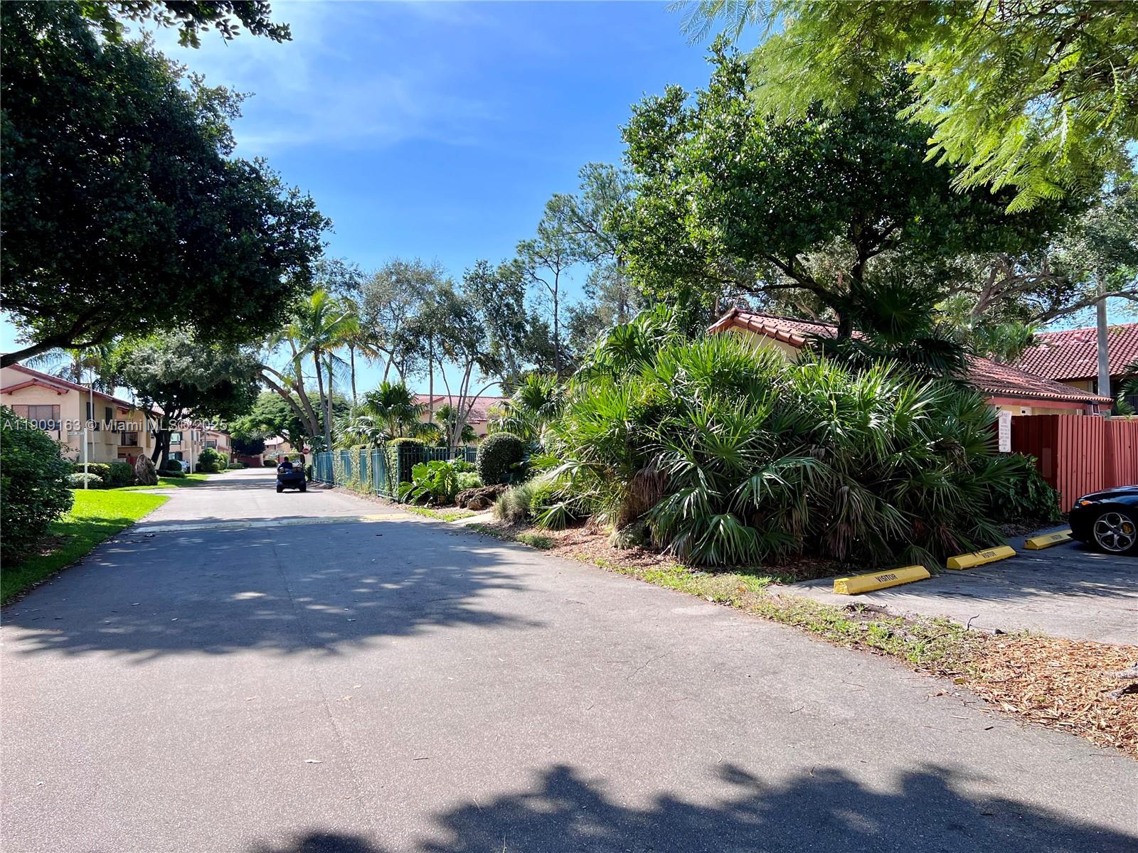 10037 Southwest 77th Court Miami, FL 33156 - Photo 58 of 70