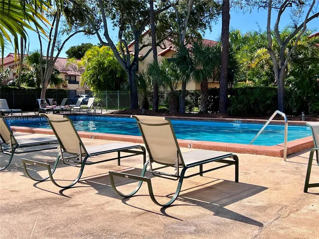 $464,900 | 10037 Southwest 77th Court, Miami, FL 33156