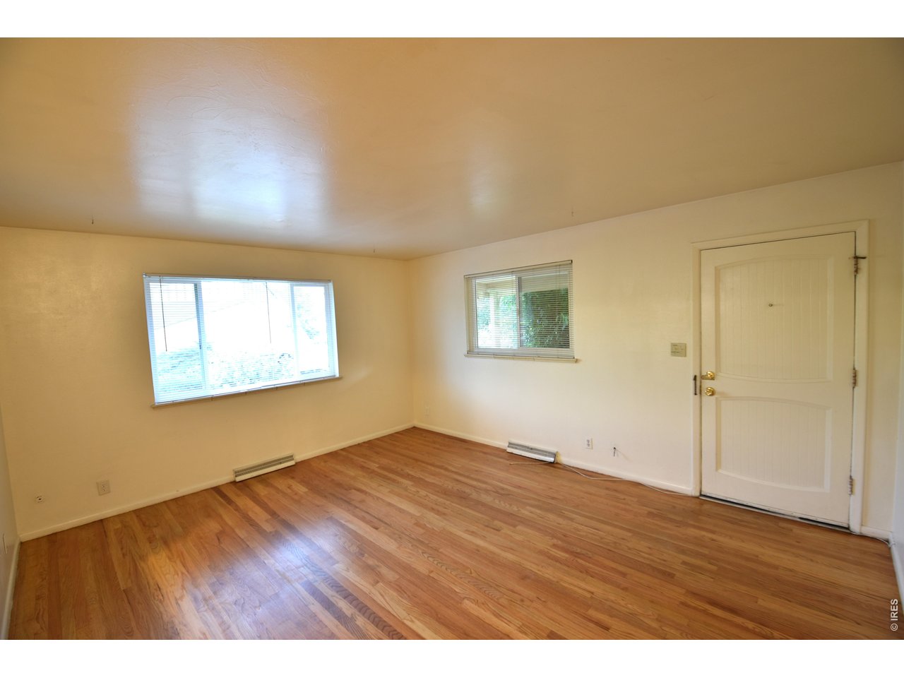 650-654 Inca Parkway Boulder, CO 80303 - Photo 19 of 50 650 - living room