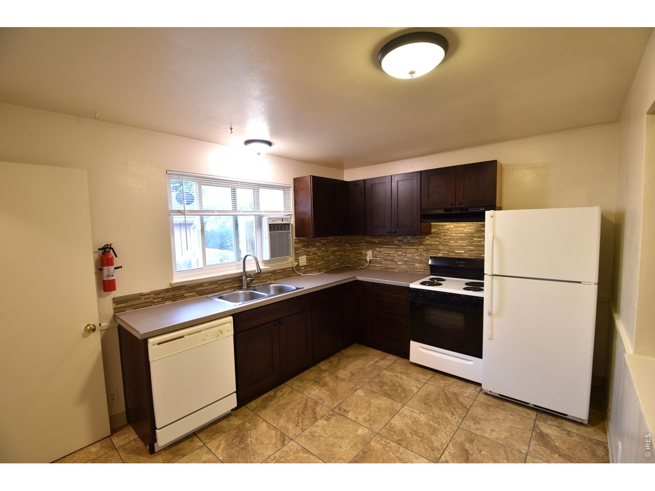 650-654 Inca Parkway Boulder, CO 80303 - Photo 21 of 50 650 - kitchen