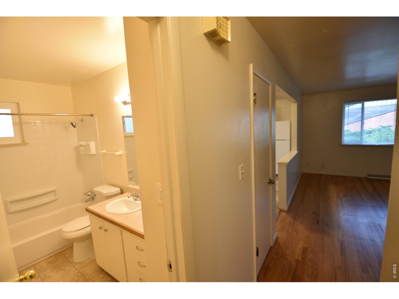 650-654 Inca Parkway Boulder, CO 80303 - Photo 30 of 50 650 - main level bathroom
