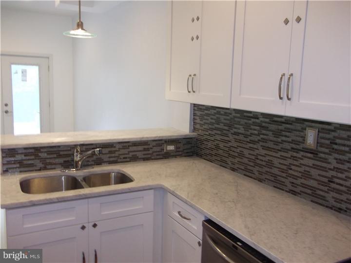 457 Moyer Street Philadelphia, PA 19125 - Photo 14 of 25