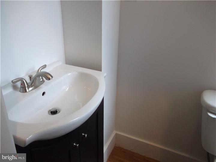 457 Moyer Street Philadelphia, PA 19125 - Photo 5 of 25