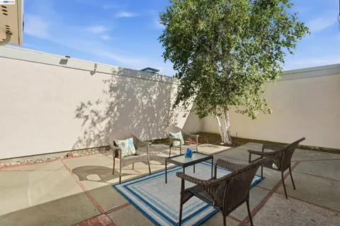 $990,000 | 36719 Port Tidewood Street, Newark, CA 94560