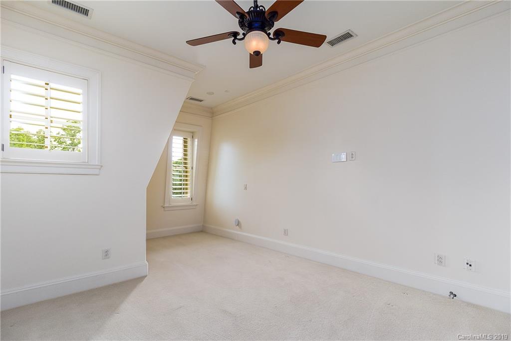 2823 Providence Road, Unit 335 Charlotte, NC 28211 - Photo 19 of 28 Gallery Image 19
