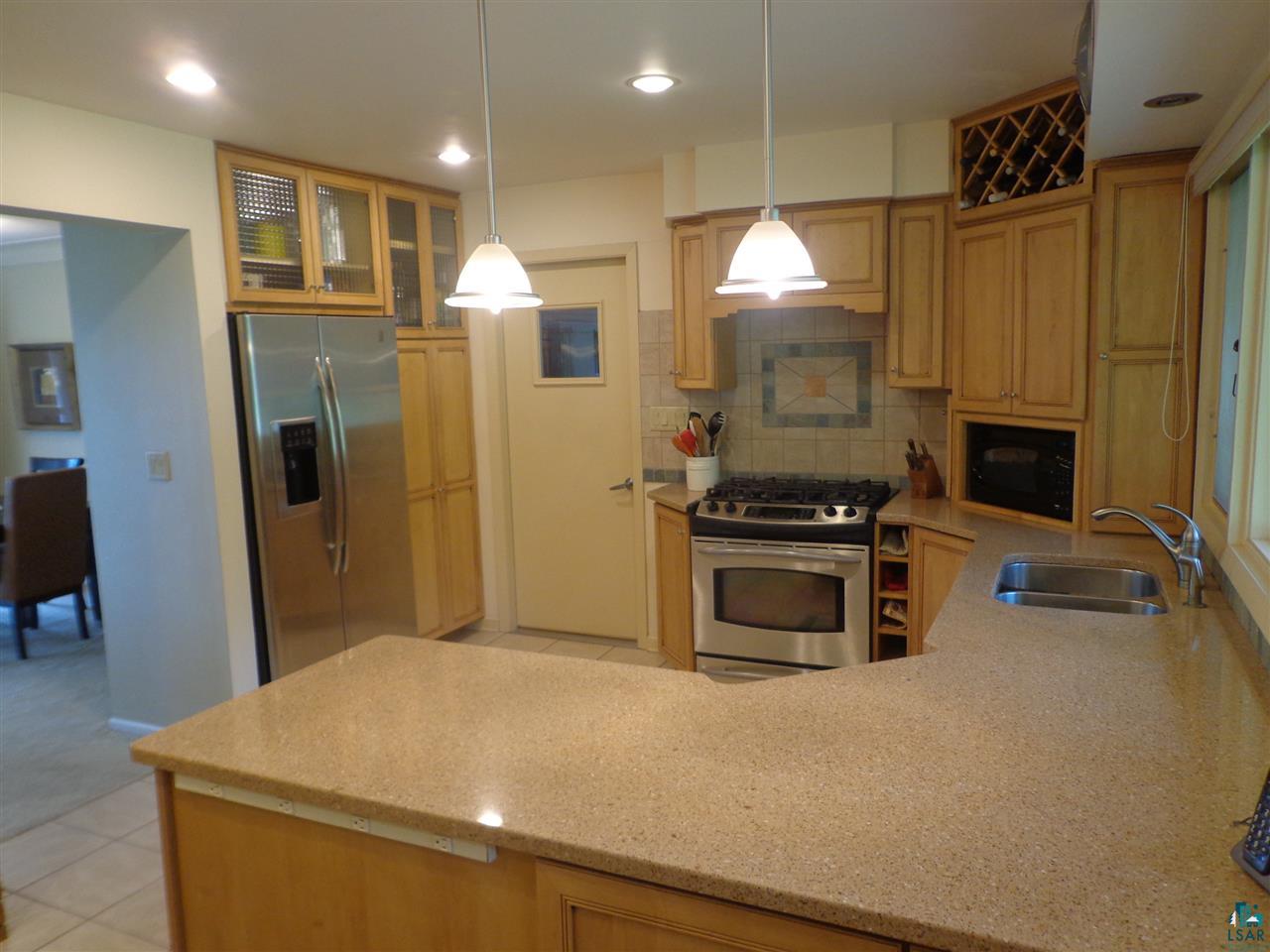 2512 Greysolon Road Duluth, MN 55812 - Photo 11 of 24 Gallery Image 11
