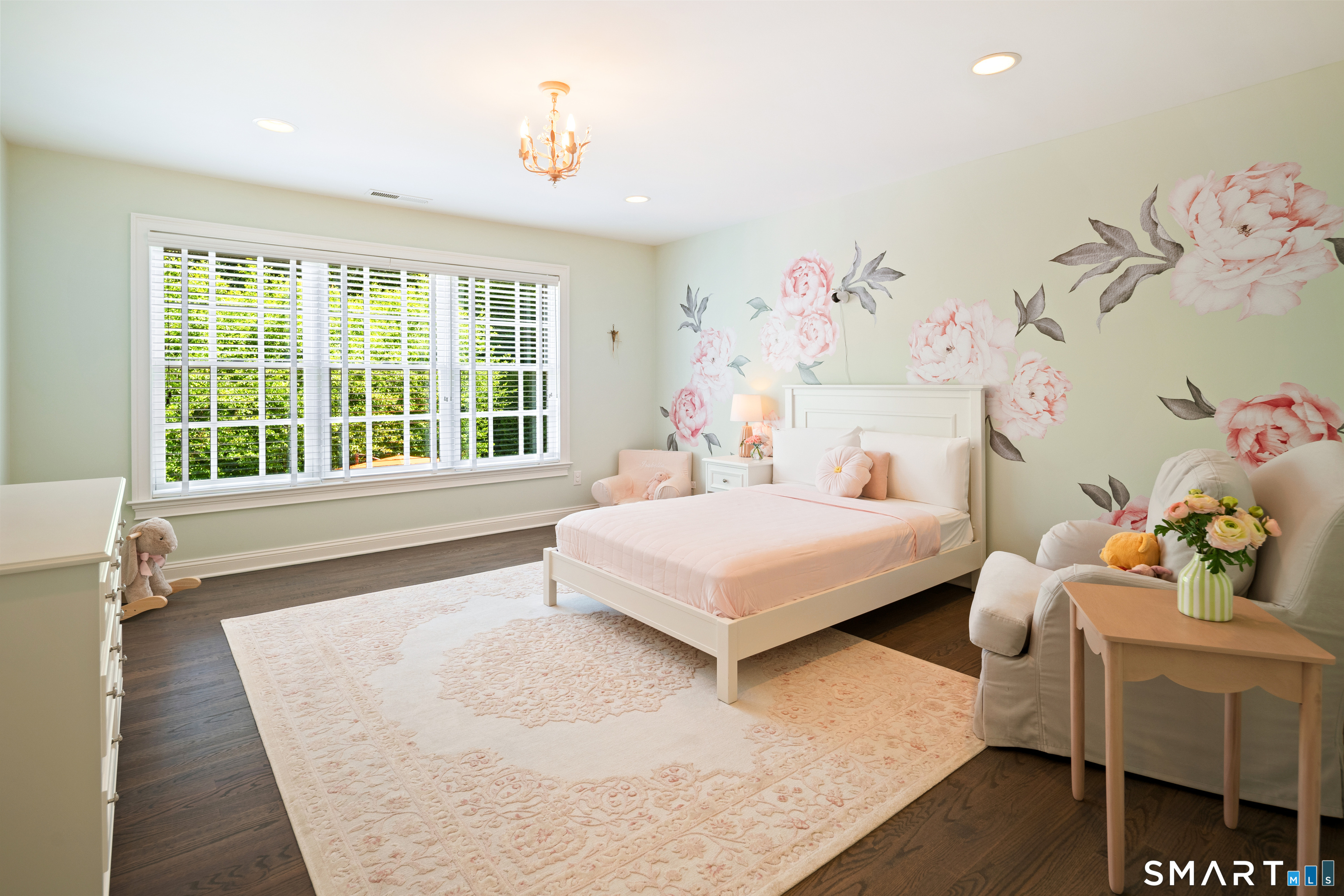 81 Lukes Wood Road New Canaan, CT 06840 - Photo 26 of 40