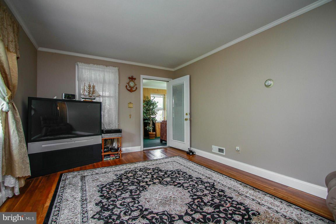 601 Seena Road Baltimore, MD 21221 - Photo 12 of 24 Interior (General)