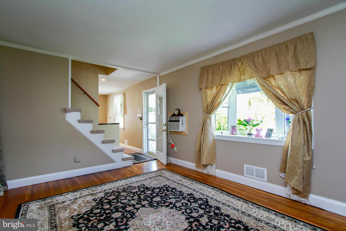 601 Seena Road Baltimore, MD 21221 - Photo 14 of 24 Interior (General)