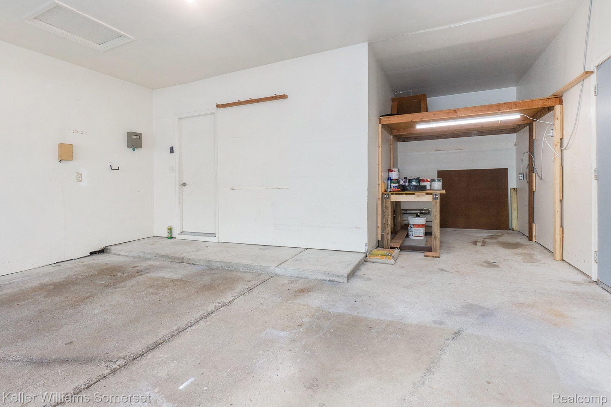 557 Shellbourne Drive Rochester, MI 48309 - Photo 31 of 40 Gallery Image 31