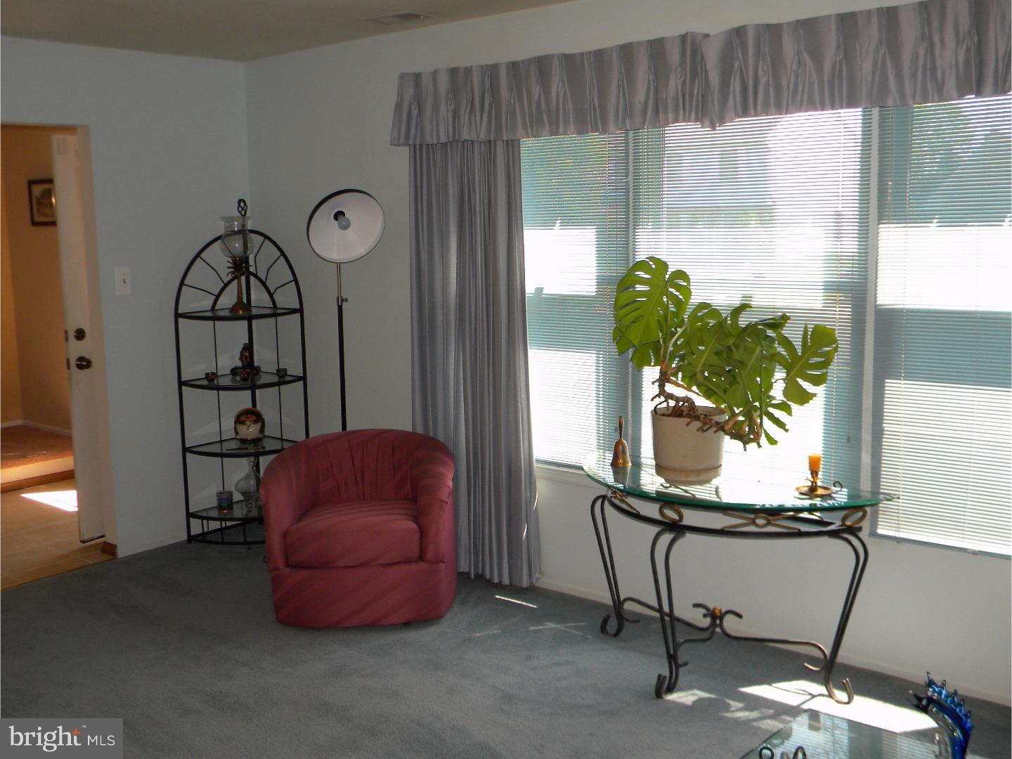 11 McIntosh Road Sewell, NJ 08080 - Photo 3 of 23 Gallery Image 3