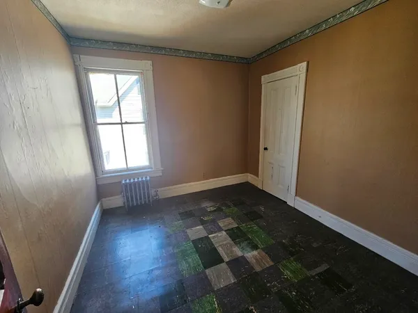 $289,900 | 29 Yale Street, Springfield, MA 01109