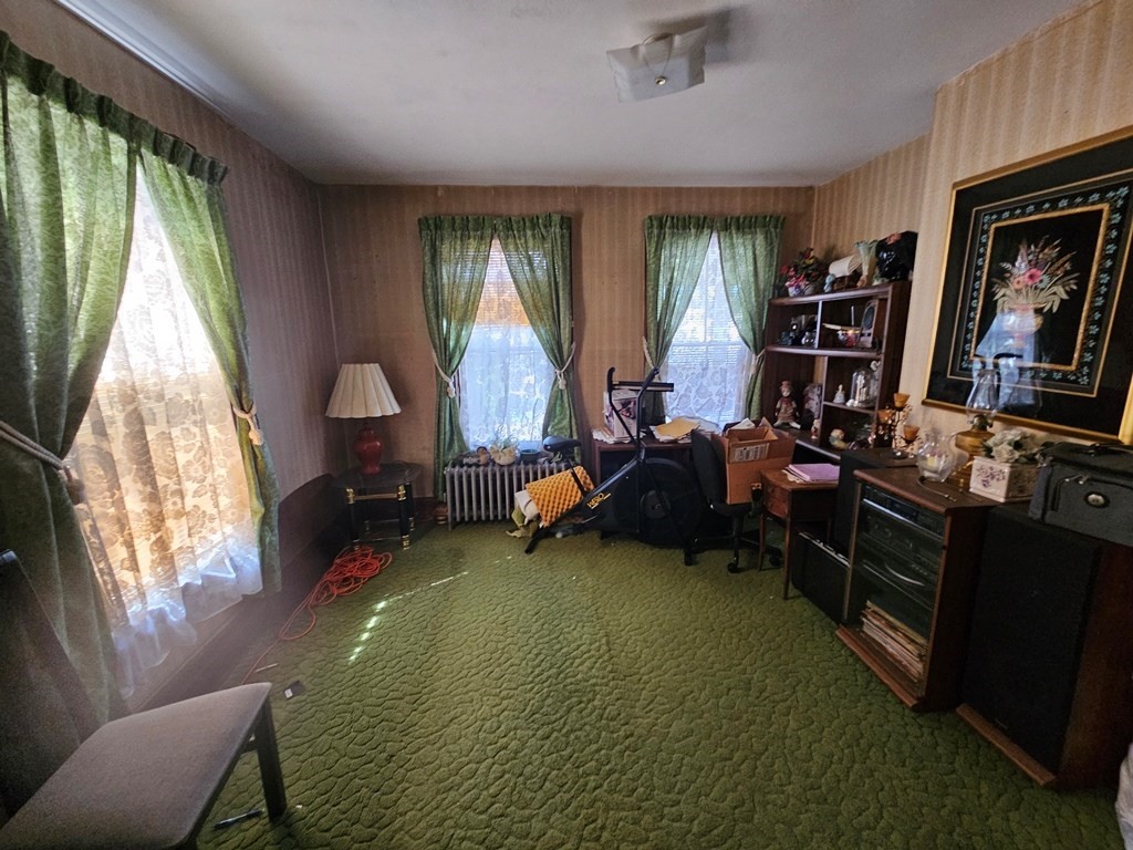 29 Yale Street Springfield, MA 01109 - Photo 14 of 22