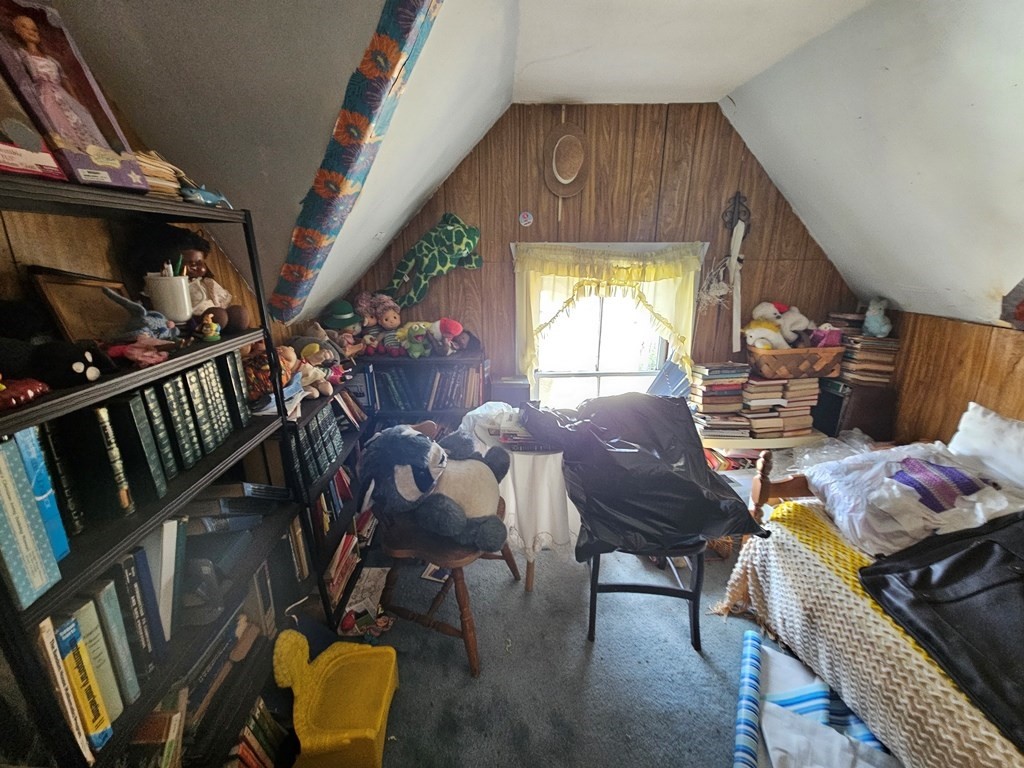 29 Yale Street Springfield, MA 01109 - Photo 20 of 22