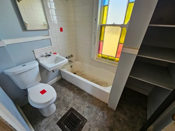 $289,900 | 29 Yale Street, Springfield, MA 01109