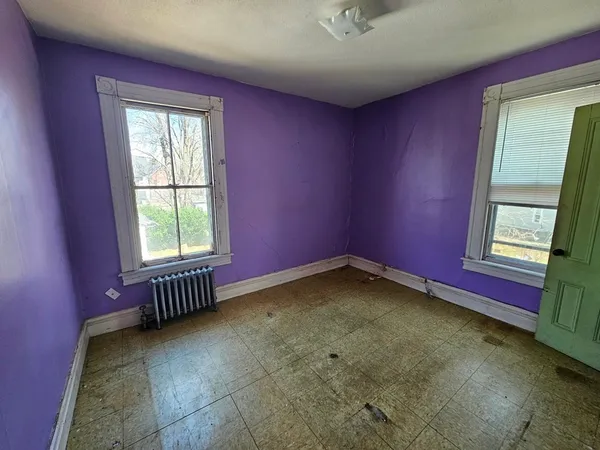 $289,900 | 29 Yale Street, Springfield, MA 01109