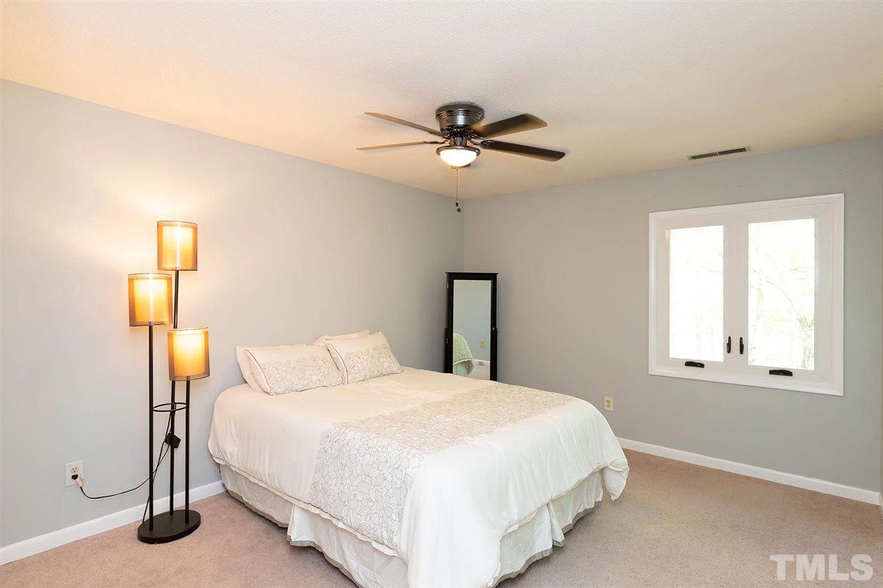 57 Stoneridge Road Durham, NC 27705 - Photo 21 of 25