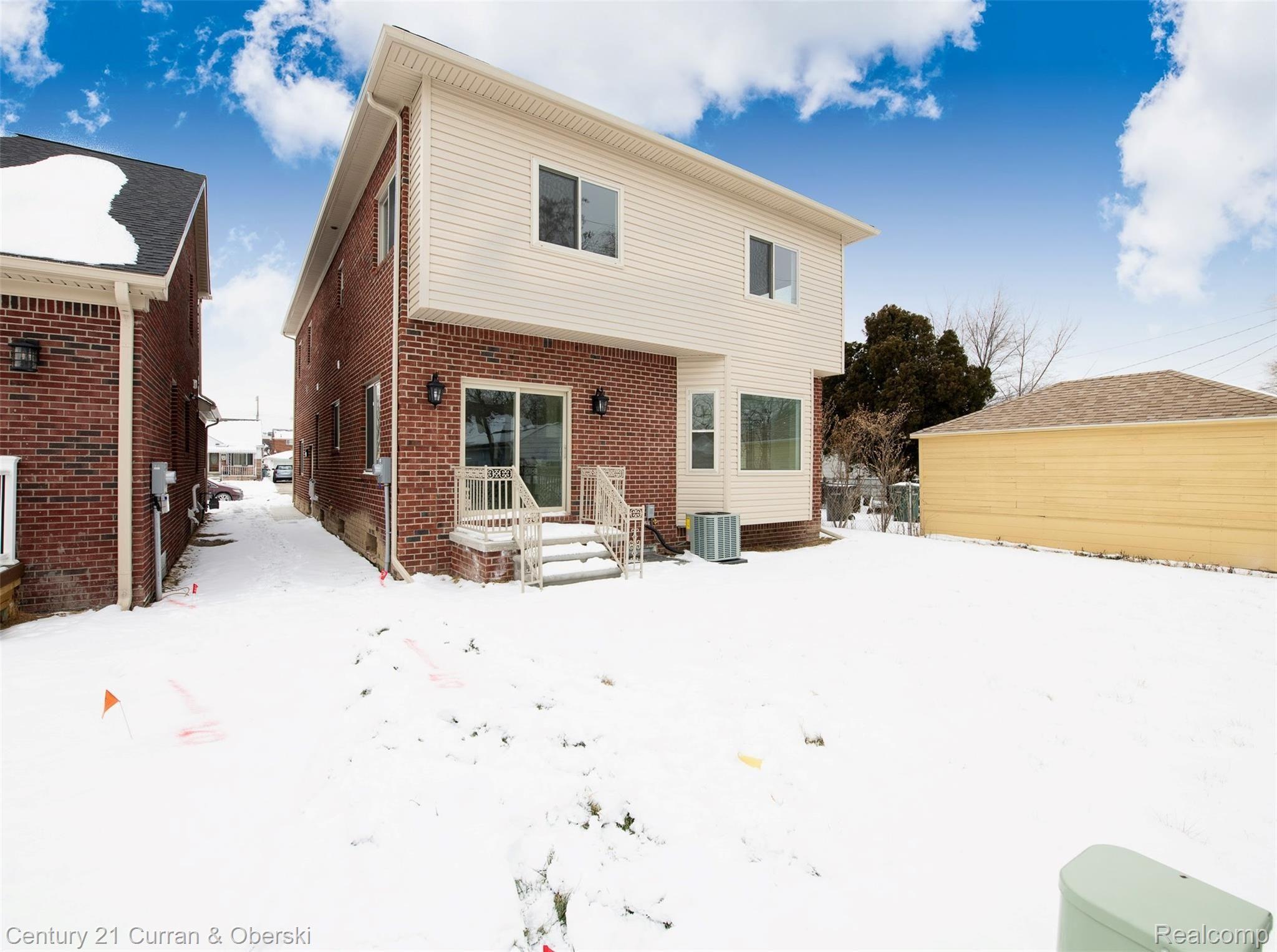 7448 Coleman Street Dearborn, MI 48126 - Photo 5 of 66 DSC_6042-Edit.jpg