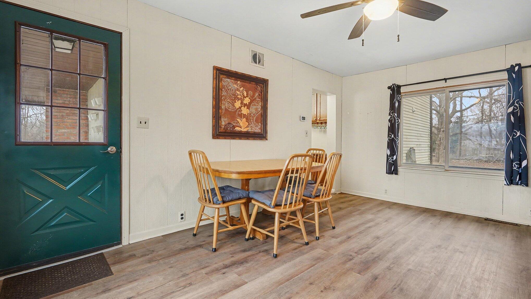 3020 Highway 36 Pinckney, MI 48169 - Photo 11 of 36 011_file_7067