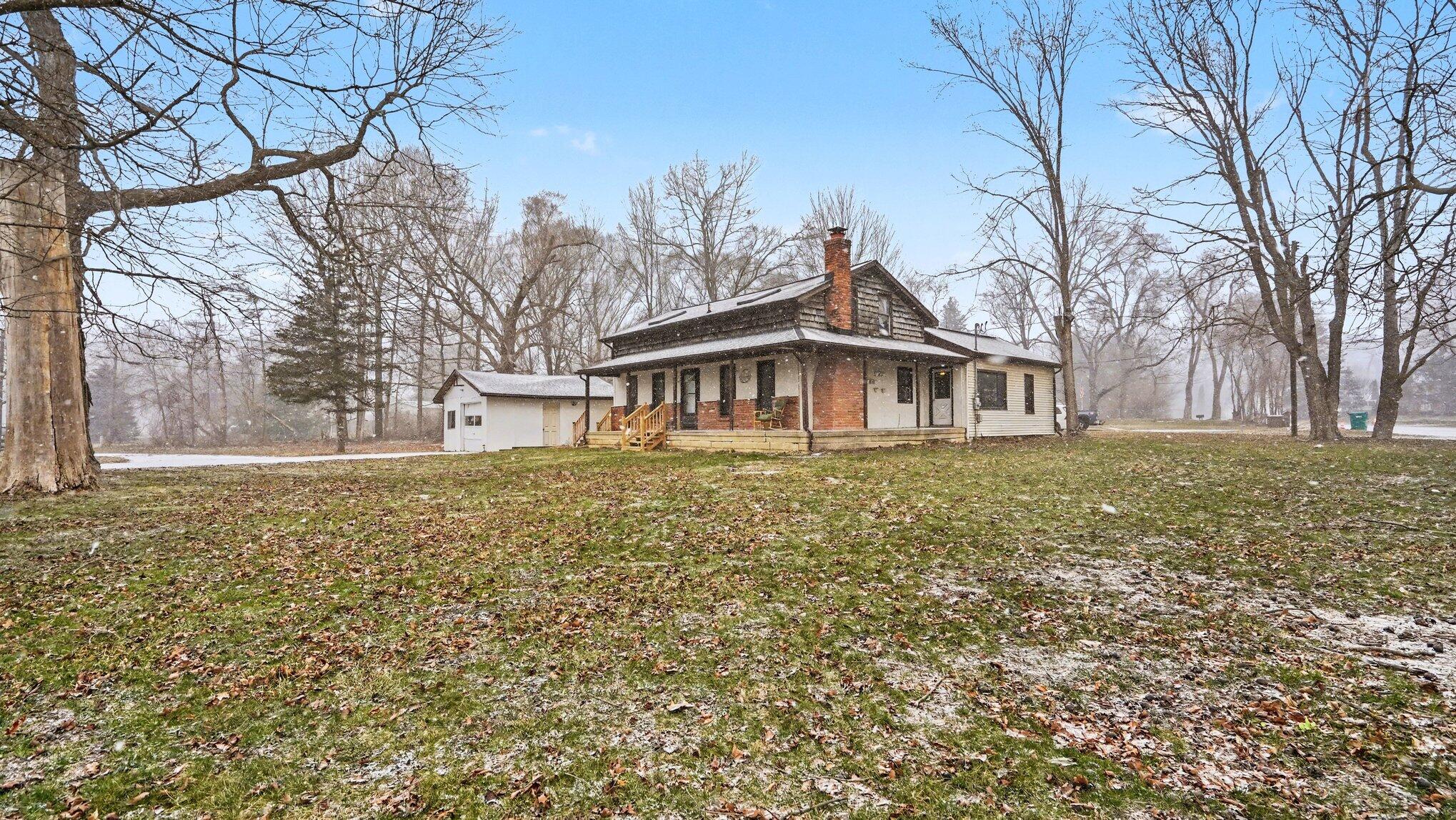 3020 Highway 36 Pinckney, MI 48169 - Photo 2 of 36 003_file_7032