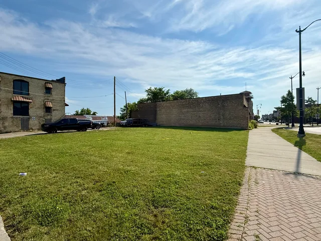 $199,900 | 716 6th Street, Racine, WI 53403