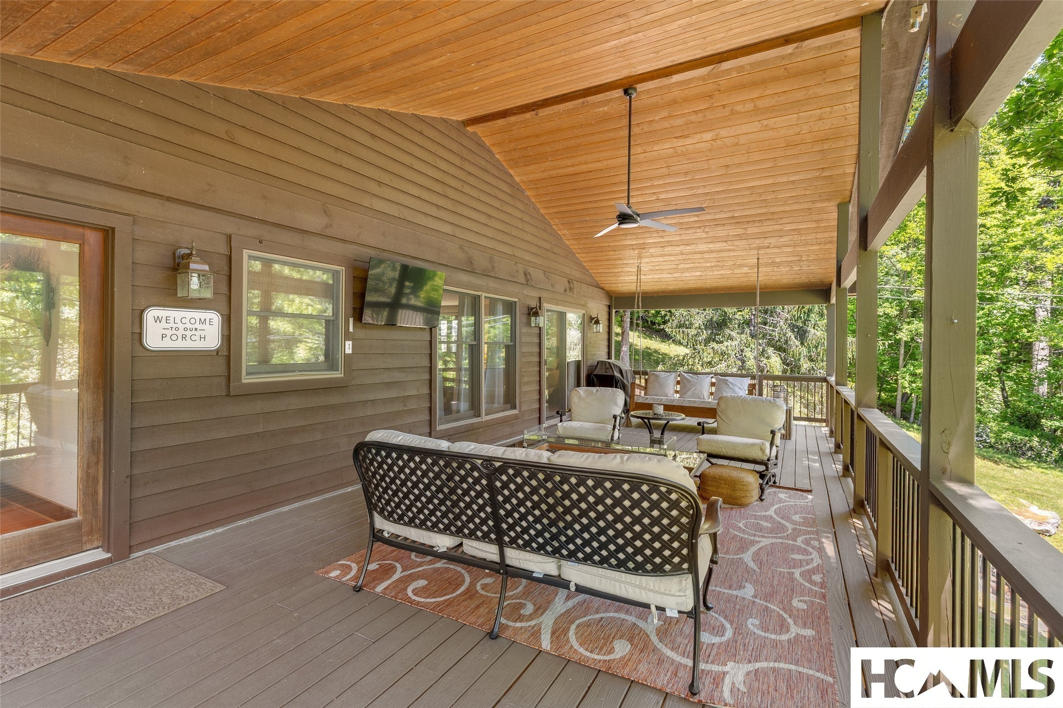240 Round Hill Road Sapphire, NC 28774 - Photo 23 of 89 Gallery Image 23