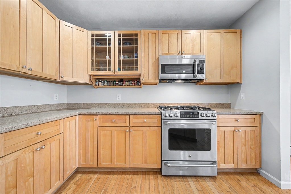6 Field Pond Road Milford, MA 01757 - Photo 8 of 42 Gallery Image 8