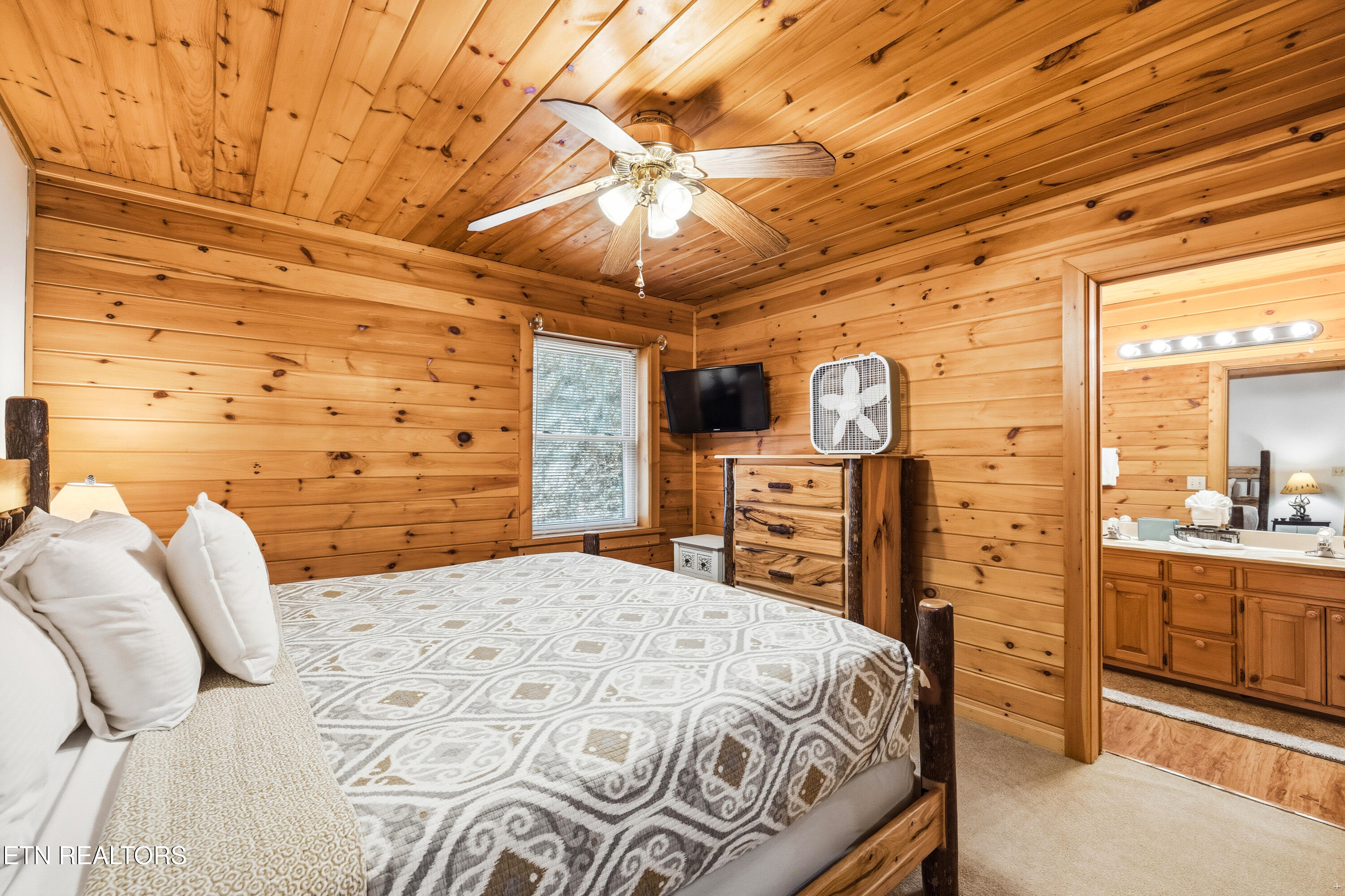 2458 Majestic View Way Sevierville, TN 37862 - Photo 23 of 46 Positive Perceptions-21