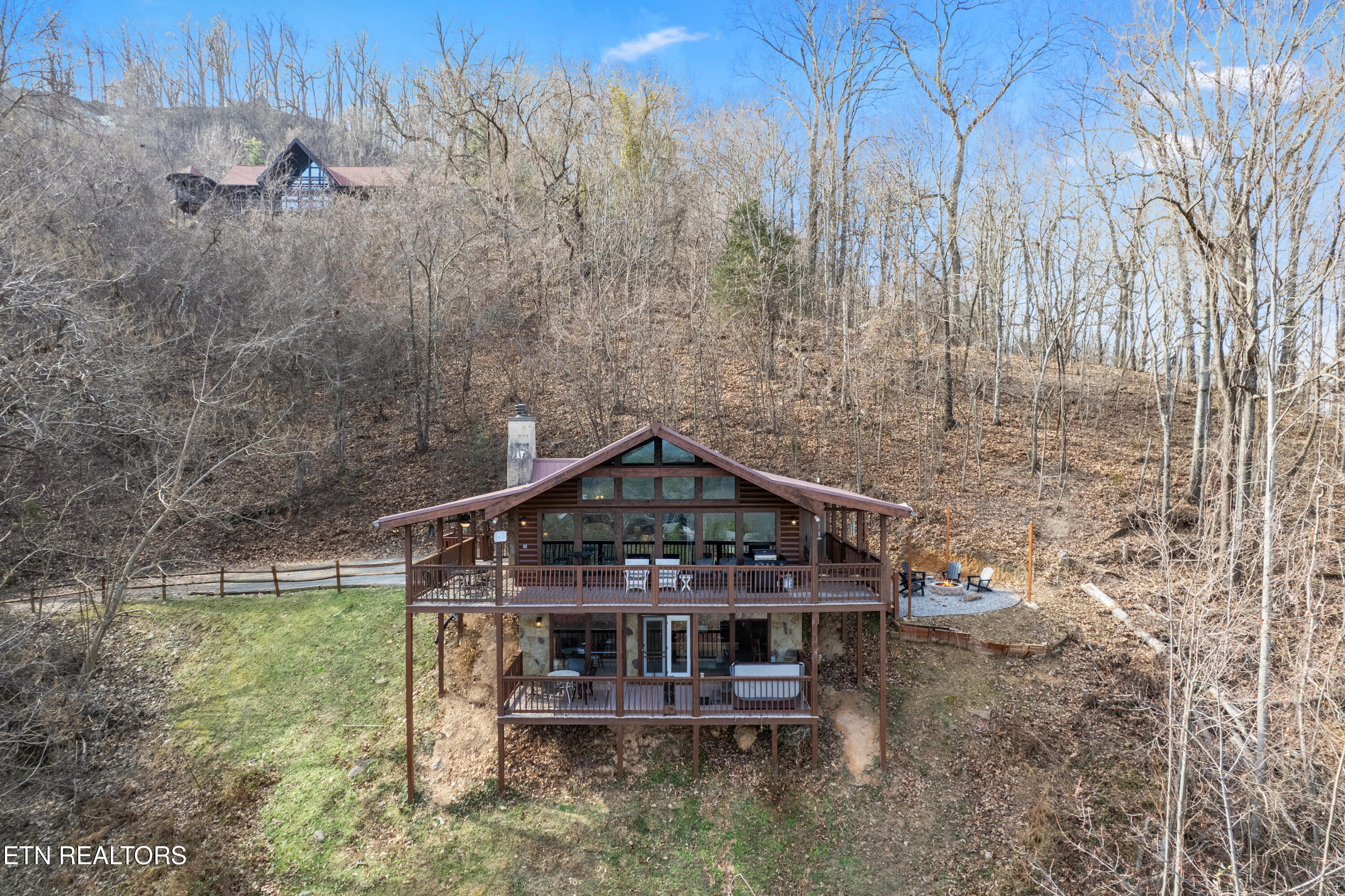 2458 Majestic View Way Sevierville, TN 37862 - Photo 4 of 46 Positive Perceptions-2