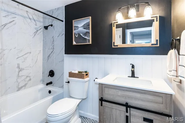 $159,000 | 950 East Rue De La Banque, Unit 317, St. Louis, MO 63141