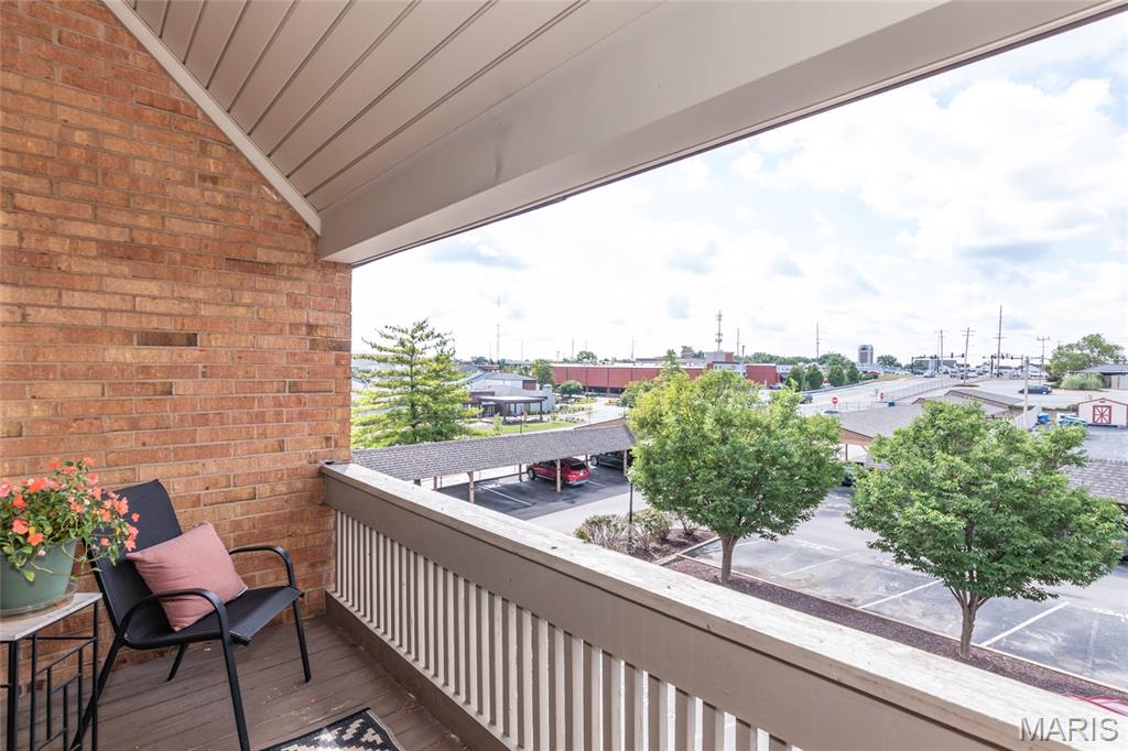 950 East Rue De La Banque, Unit 317 St. Louis, MO 63141 - Photo 22 of 28