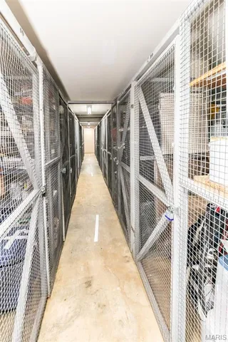 $159,000 | 950 East Rue De La Banque, Unit 317, St. Louis, MO 63141