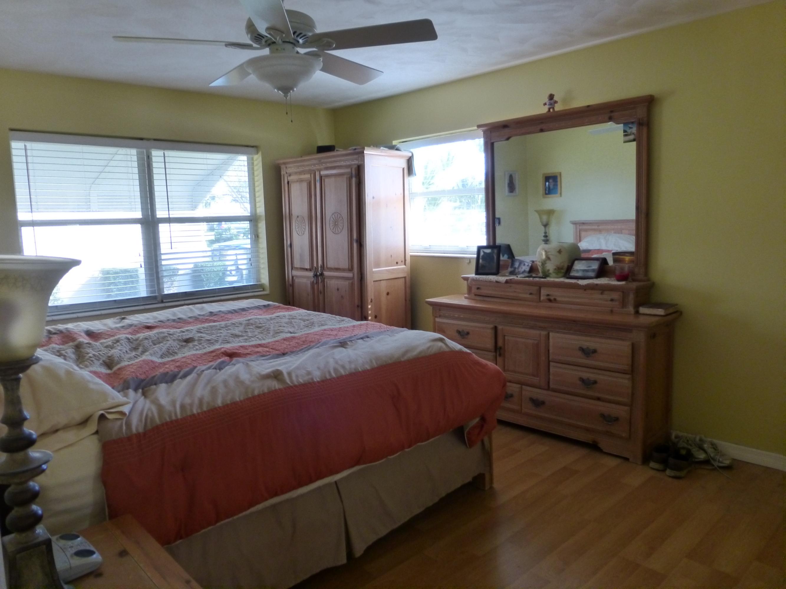 451 Northeast 34th Street Boca Raton, FL 33431 - Photo 10 of 16 mbedP1010404