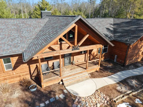 $680,000 | W6266 Woods Road, Shawano, WI 54166