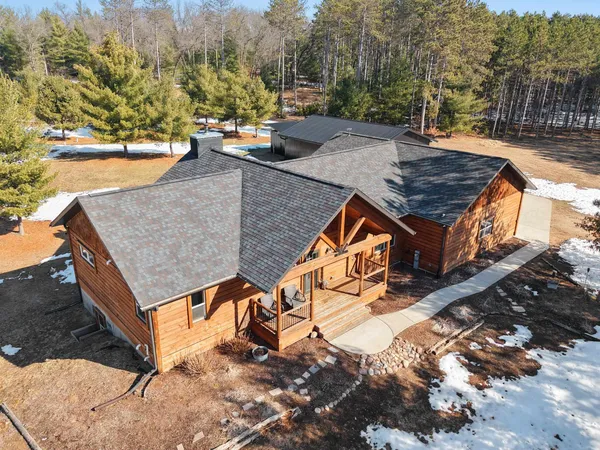 $680,000 | W6266 Woods Road, Shawano, WI 54166