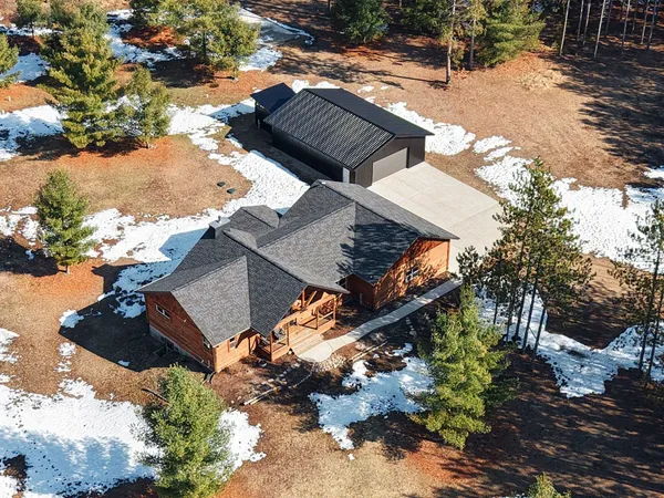 $680,000 | W6266 Woods Road, Shawano, WI 54166