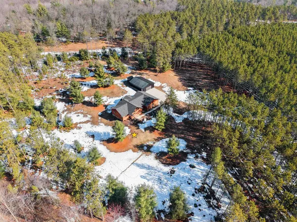 $680,000 | W6266 Woods Road, Shawano, WI 54166