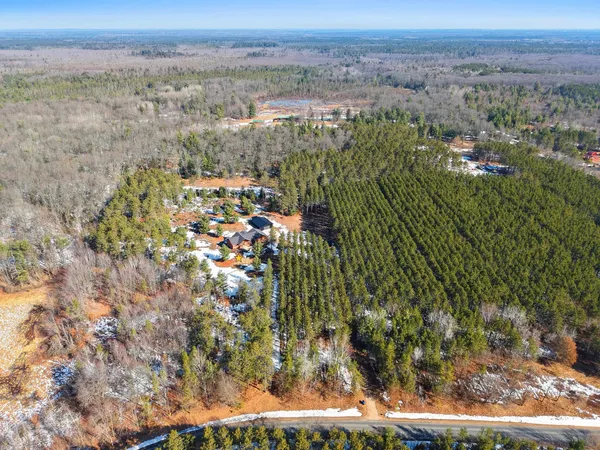 $680,000 | W6266 Woods Road, Shawano, WI 54166