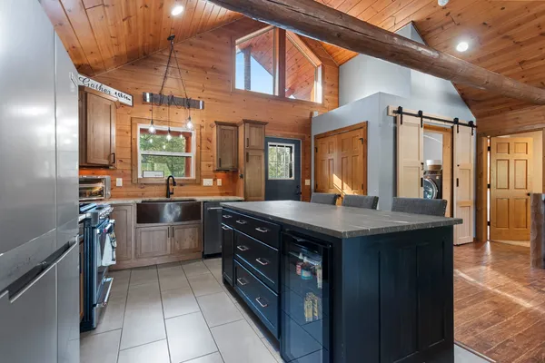 $680,000 | W6266 Woods Road, Shawano, WI 54166