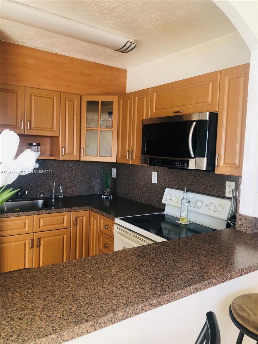 6580 West Flagler Street, Unit 101 Miami, FL 33144 - Photo 15 of 17 Gallery Image 15