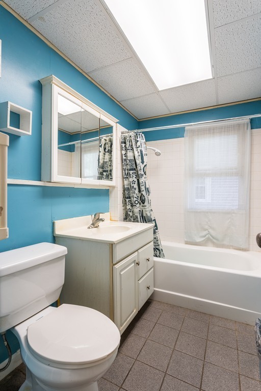 96-98 Johnson Street Springfield, MA 01108 - Photo 20 of 38 a bathroom with a sink a toilet and shower