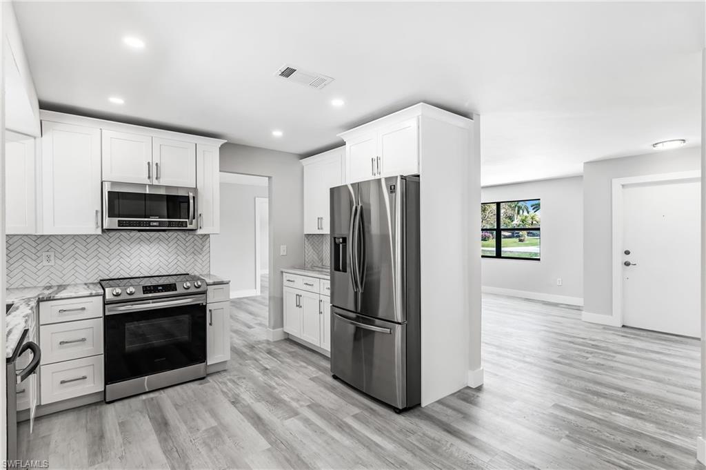 4716 Riverside Drive Estero, FL 33928 - Photo 7 of 28 Gallery Image 7