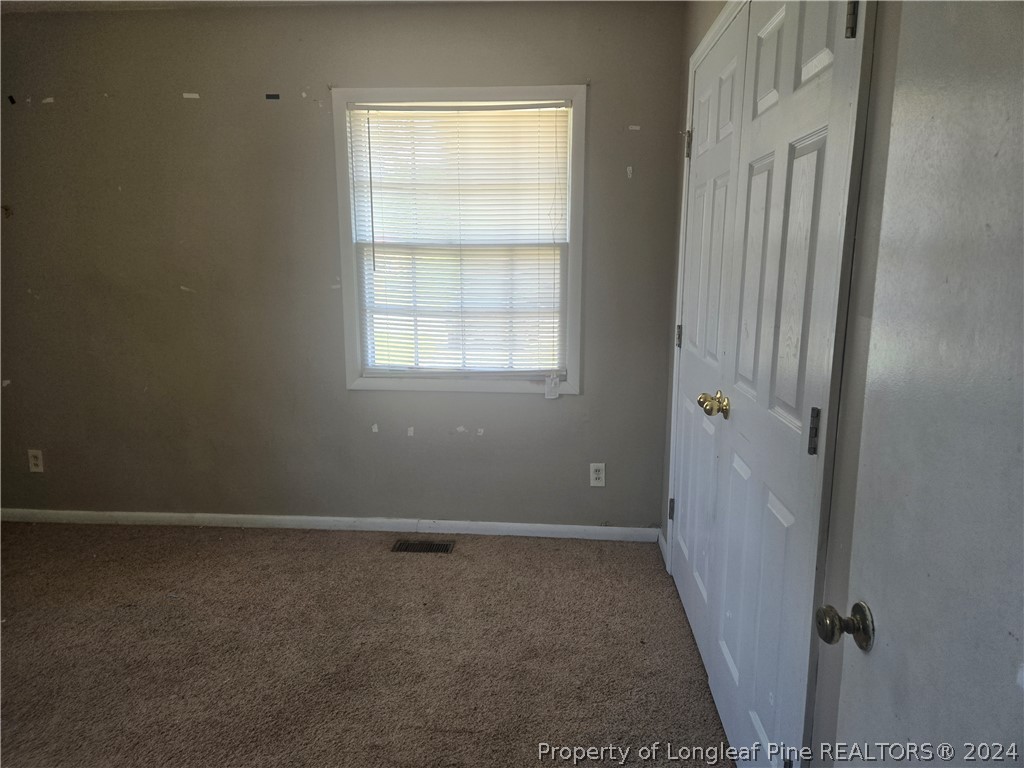 834 Montclair Road Fayetteville, NC 28314 - Photo 8 of 14 Gallery Image 8
