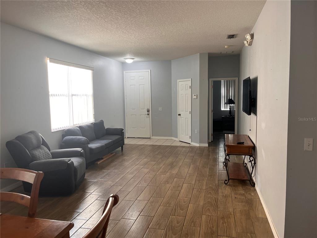 217 Sand Ridge Drive Davenport, FL 33896 - Photo 9 of 14