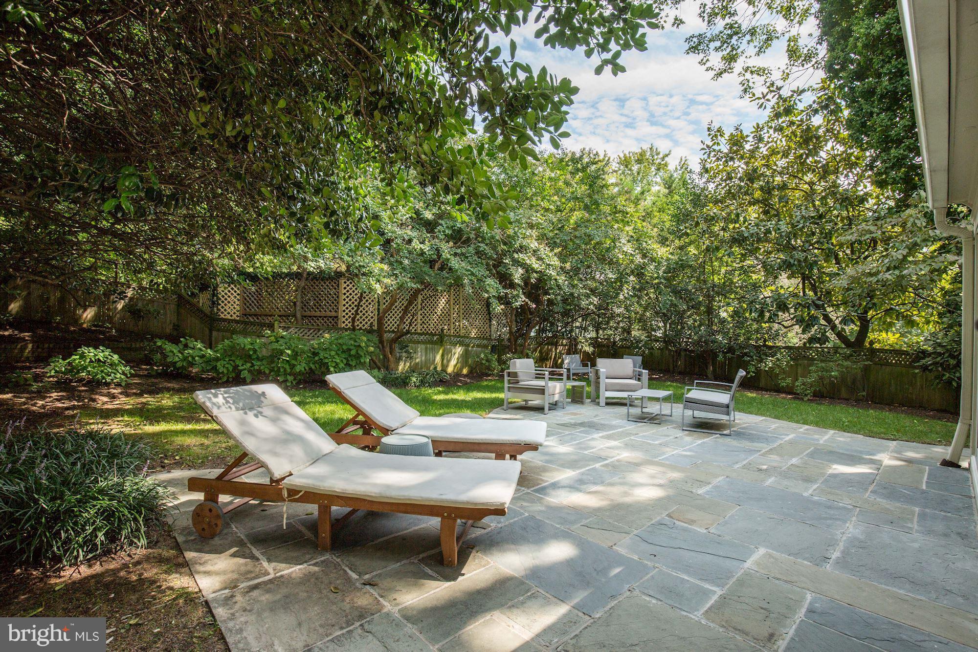 2205 46th Street Northwest Washington, DC 20007 - Photo 29 of 30