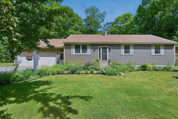 $509,000 | 4 Franklin Highway, Andover, NH 03216