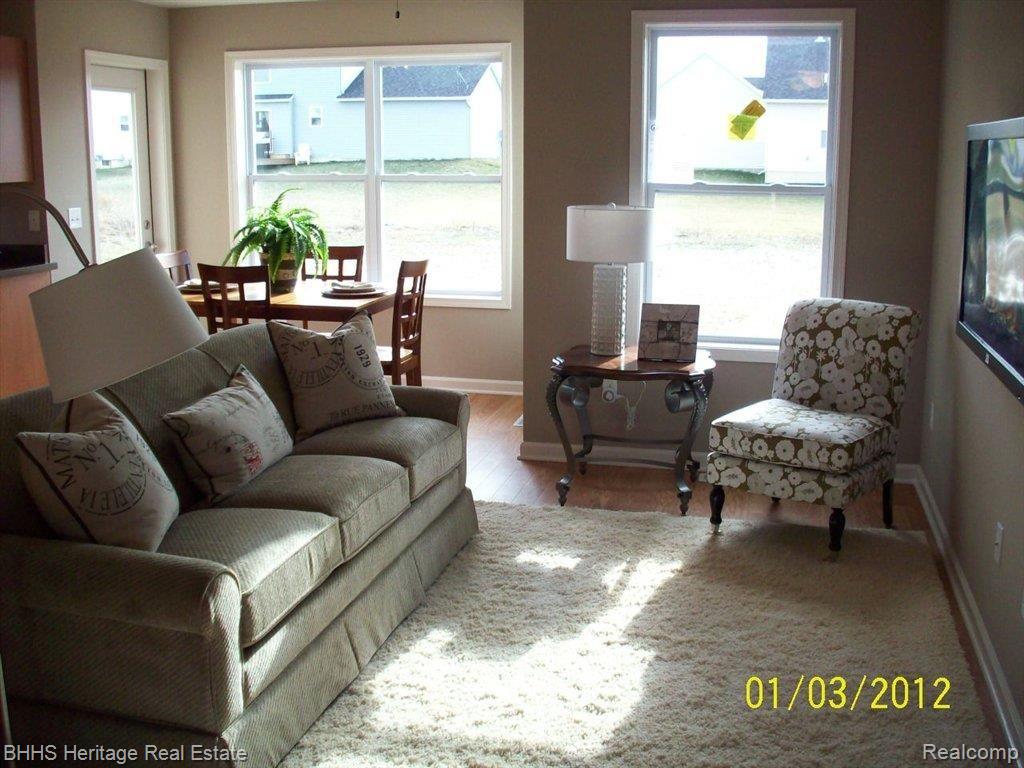 8105 Eagle Ridge Lane Fowlerville, MI 48836 - Photo 2 of 13 Living Room.JPG