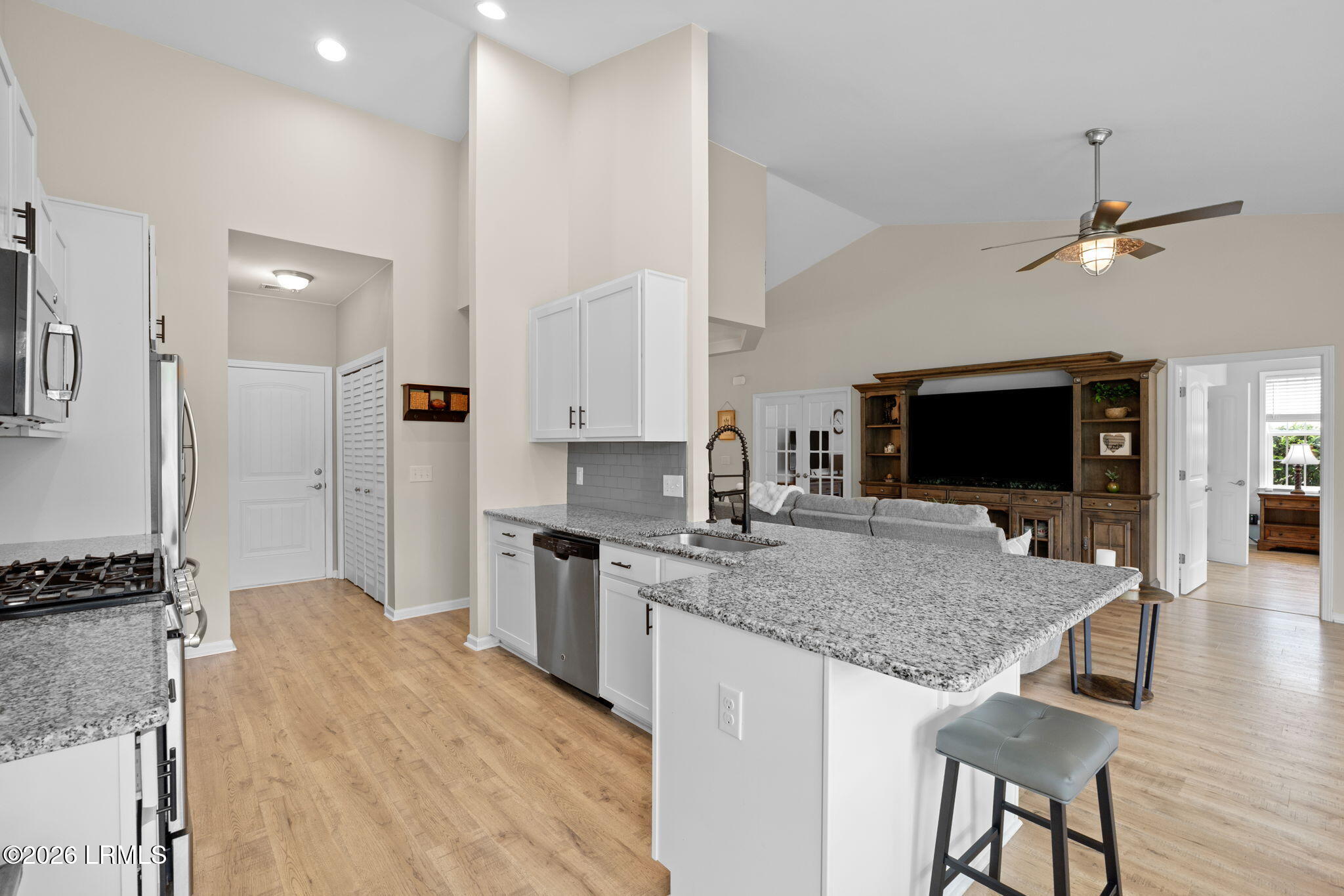 707 Wiregrass Way Hardeeville, SC 29927 - Photo 15 of 56 33-web-or-mls-DSC03190