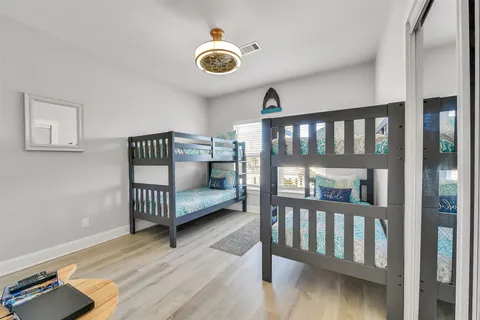 $499,500 | 870 Gulfview Drive, Crystal Beach, TX 77650